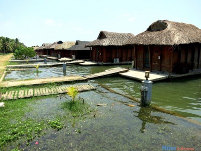 overwater bungalow kerala