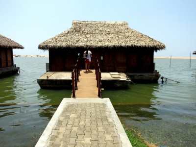 overwater bungalow kerala