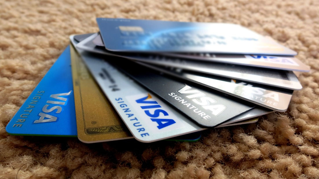 Credit Cards waive annual fees for military