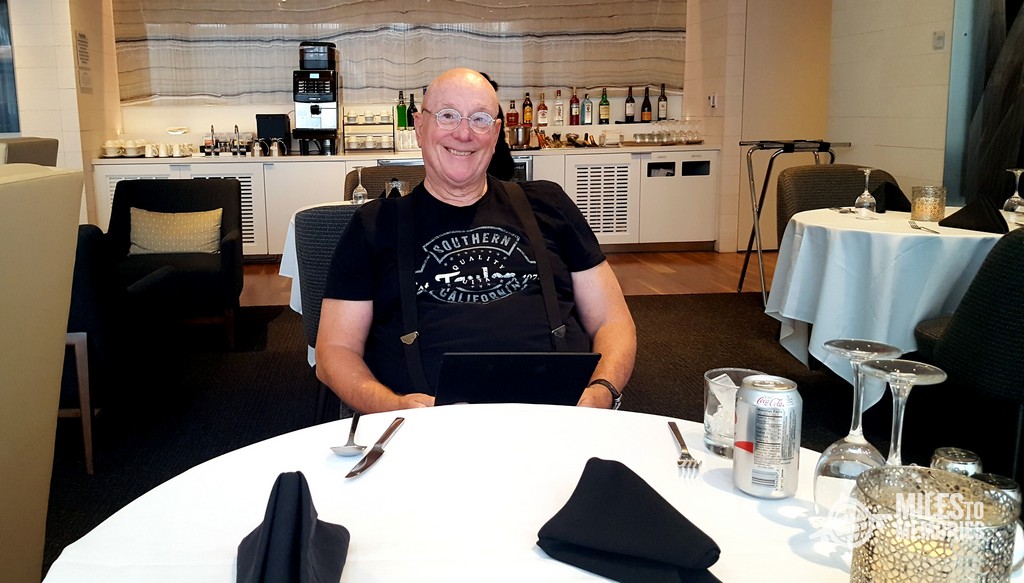 My dad enjoyed his first First Class lounge experience.
