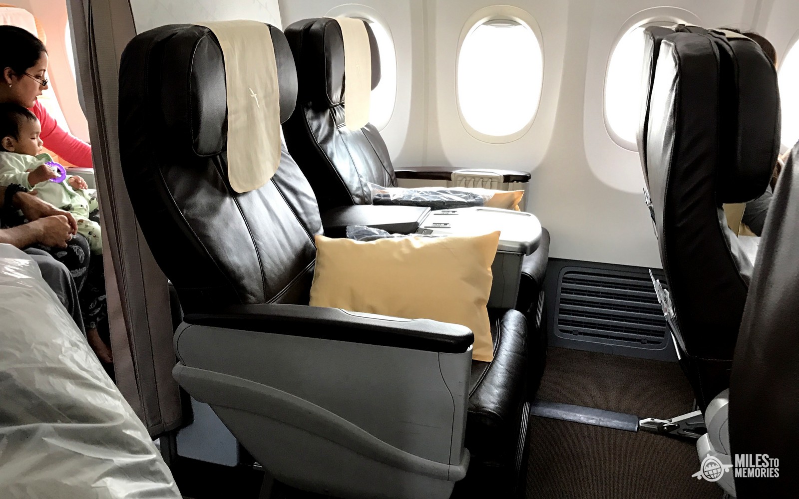Silk Air Business Class Review B737-800 Singapore to Kathmandu