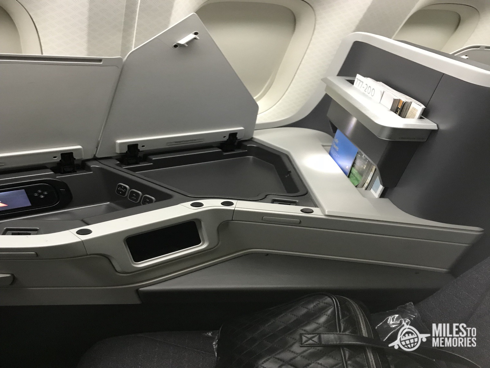 American's Domestic Business Lie Flat Seats Review