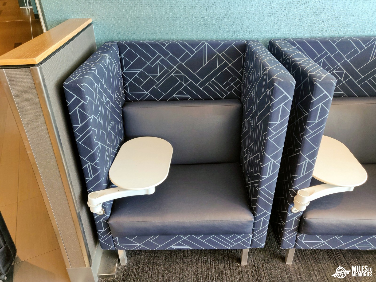 The Club at LAS Terminal 1 D Gates Review Seating