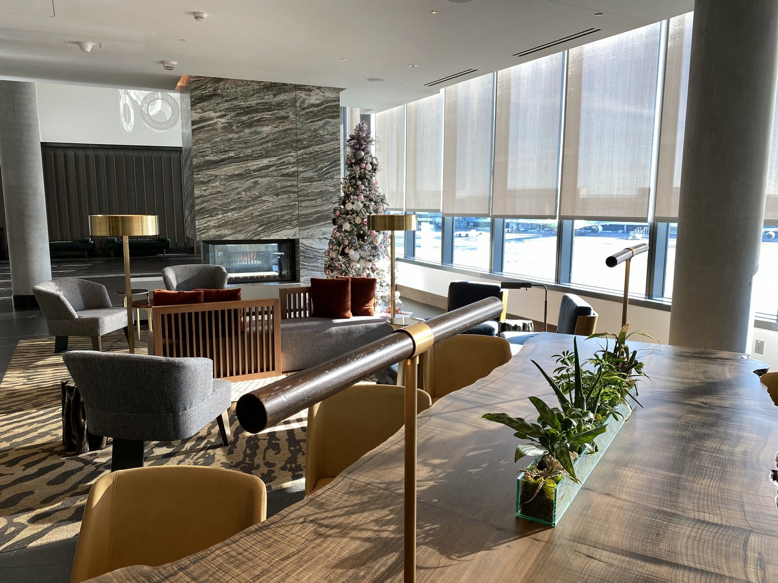 Grand Hyatt at SFO Review - Lobby
